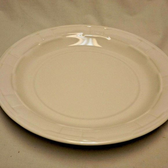 Longaberger Pottery Woven Traditions Heirloom Ivory Hostess Soup Tureen - Picture 7 of 12